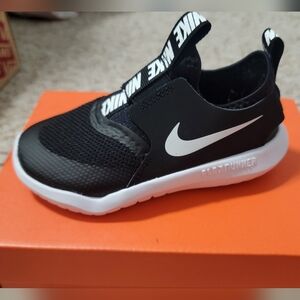 Nike Kids Black and White Flex Runner Sneakers